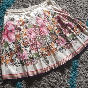 Old Navy Pleated Skirt